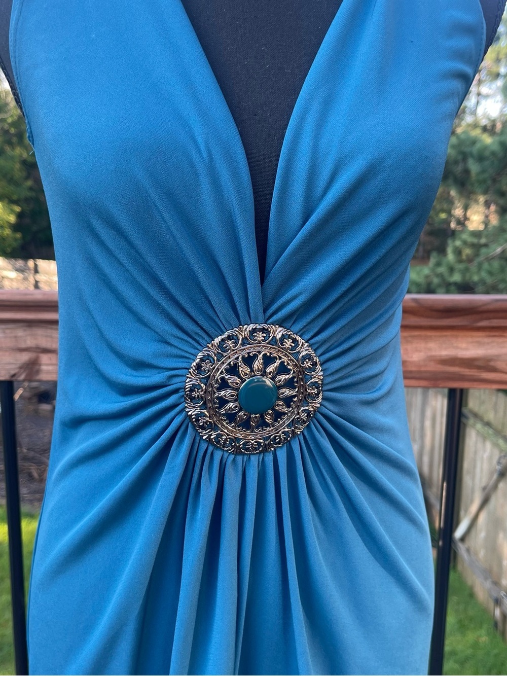 Y2K Studio Y Plunging V-Neck Sleeveless Top Or Dress Medallion Slinky - Picture 2 of 12